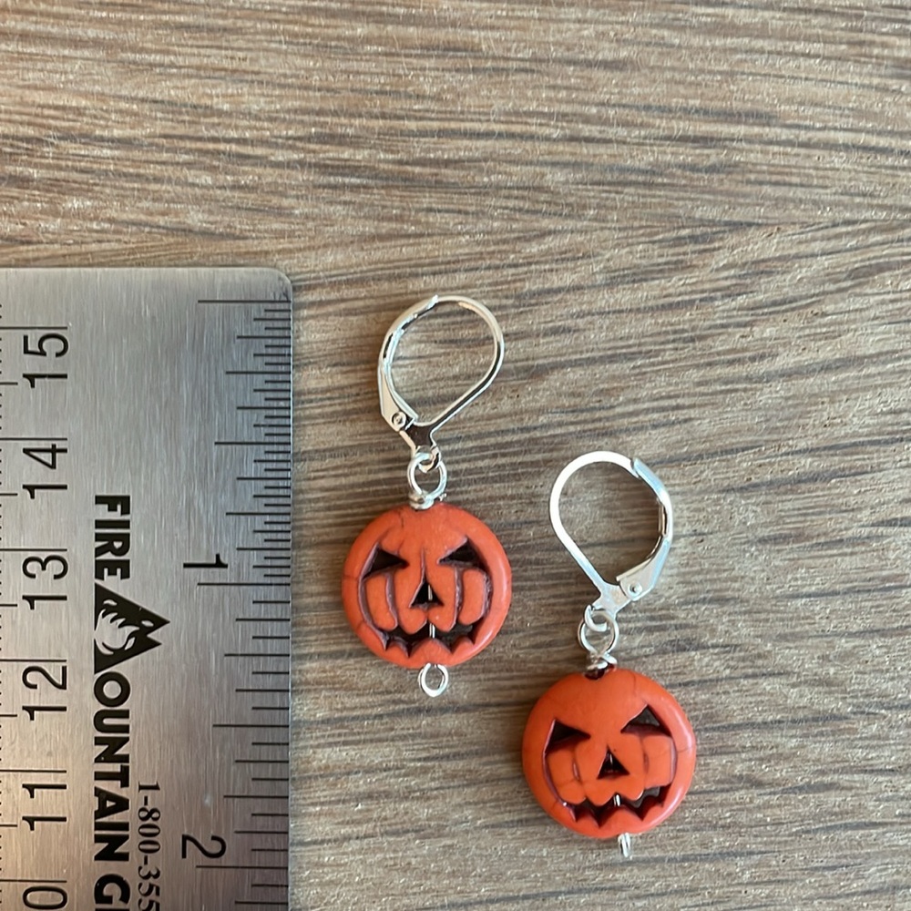 HAND CRAFTED JACK O’LANTERN EARRINGS Orange Silver - Picture 5 of 10